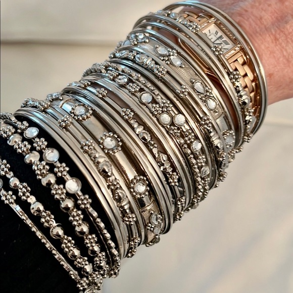 Designer Stackable Bracelets / Gold or Silvertone - NWT - Picture 4 of 15